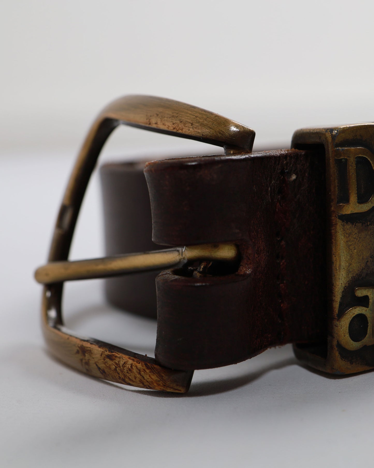 Cintura Diesel in pelle con fibbia in metallo e doppio logo Diesel